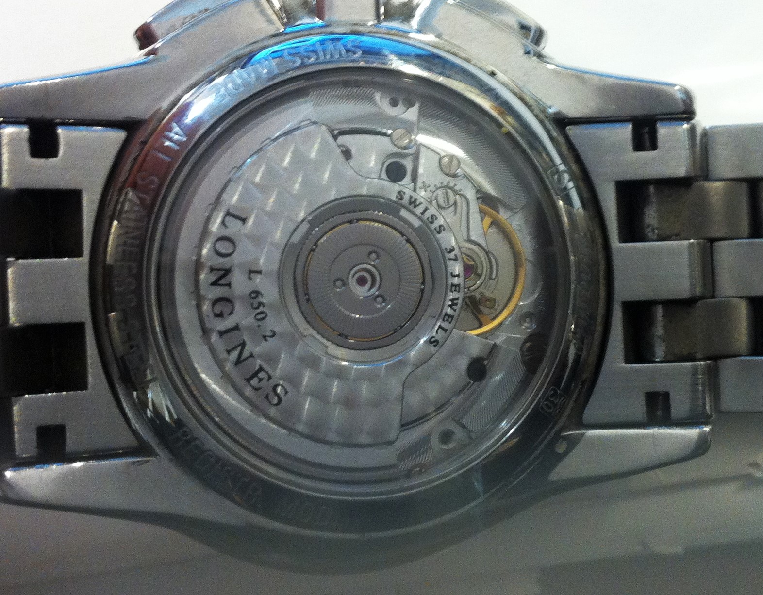 Primjer iz naše kolekcije sata Longines s Perpetual rotorom.