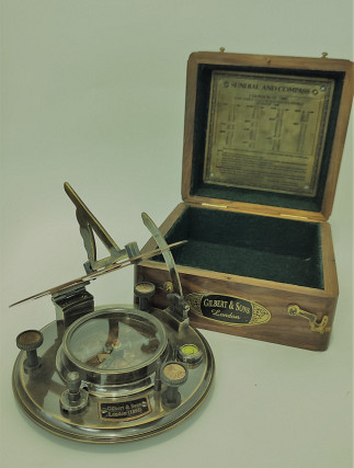 Sunčani sat i kompas Gilbert & Sons