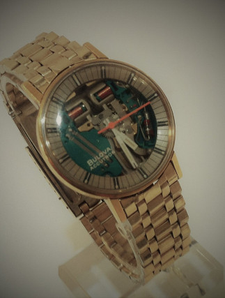 BULOVA Accutron 214H