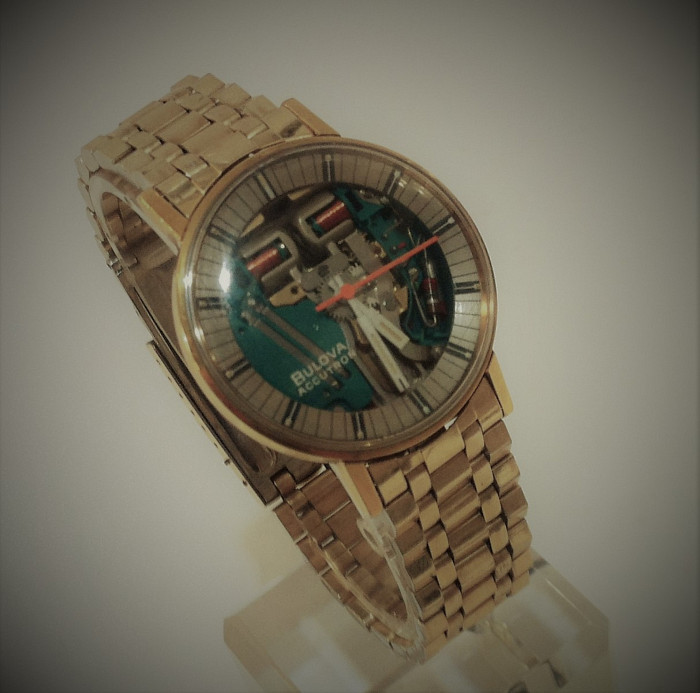 BULOVA Accutron 214H