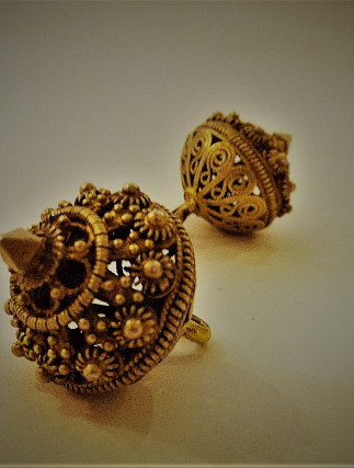 Srebreni Gumb - Toka