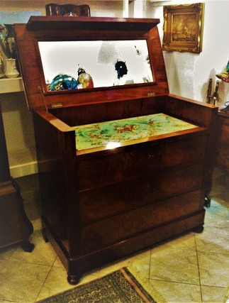 Komoda / Damski Stol