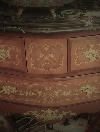 Komoda u stilu Luja XV